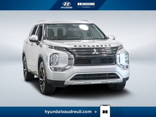2023 Mitsubishi Outlander 2023 Silver