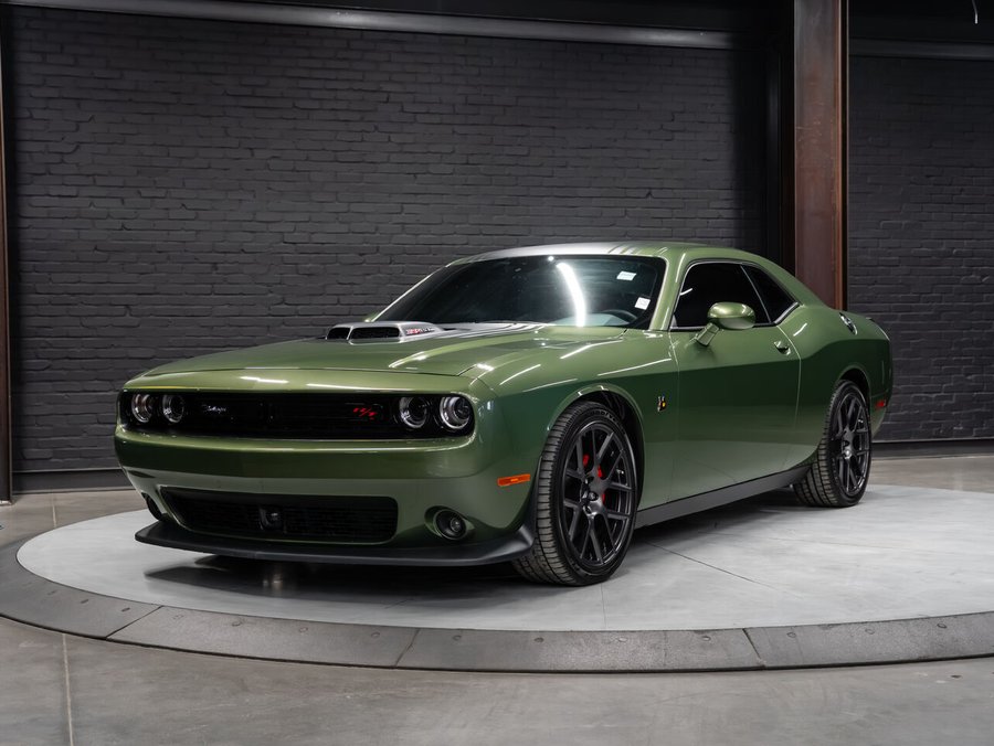 2018 Dodge Challenger 2018 Green