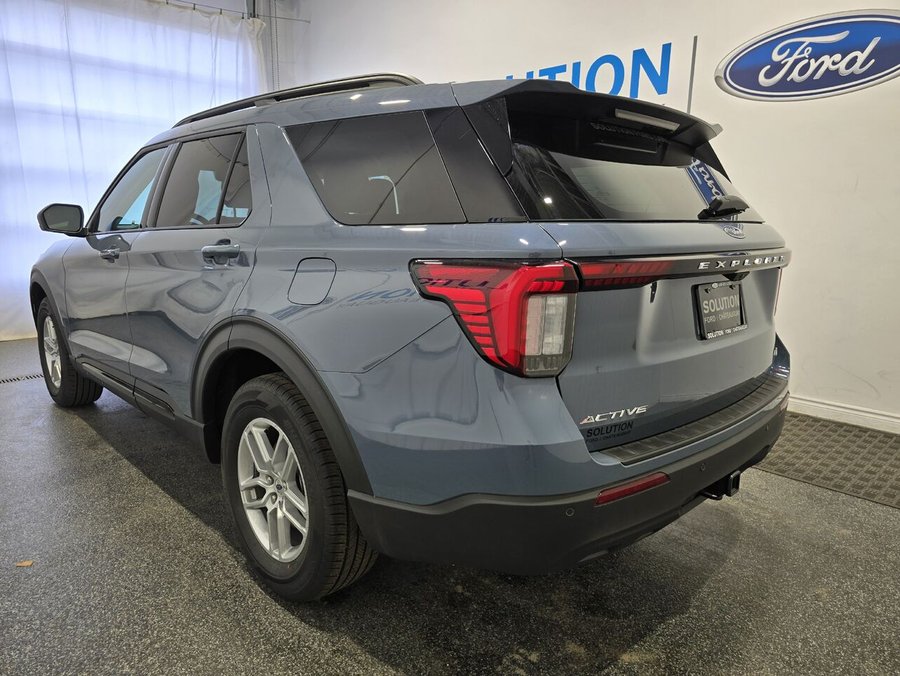 Ford Explorer 2026 Bleu vapeur métallisé