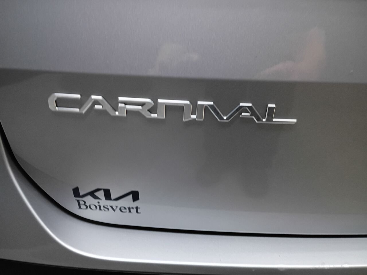 2023 Kia Carnival Silver Blainville - photo #11