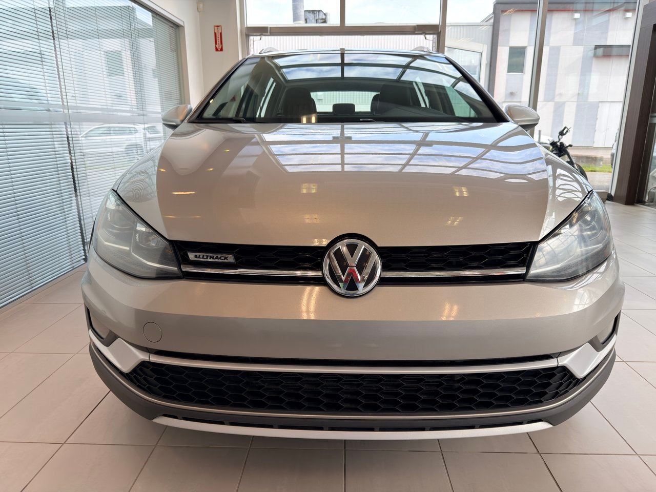2019 Volkswagen Golf Alltrack Silver Notre-Dame-des-Prairies - photo #7