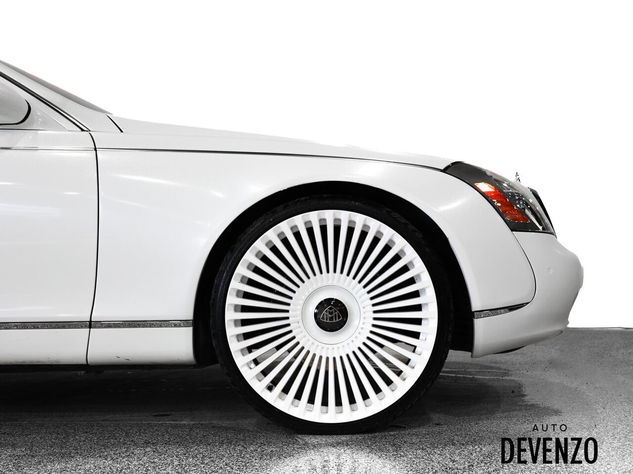 Maybach 57 2009 Bleu Saint-Eustache - photo #5