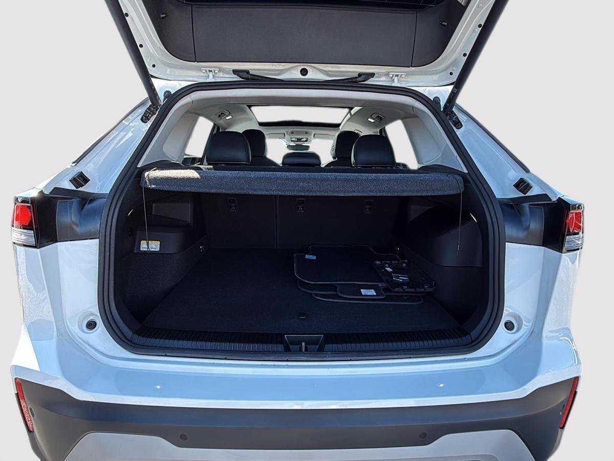 2025 Volkswagen Tiguan White Rouyn-Noranda - photo #5
