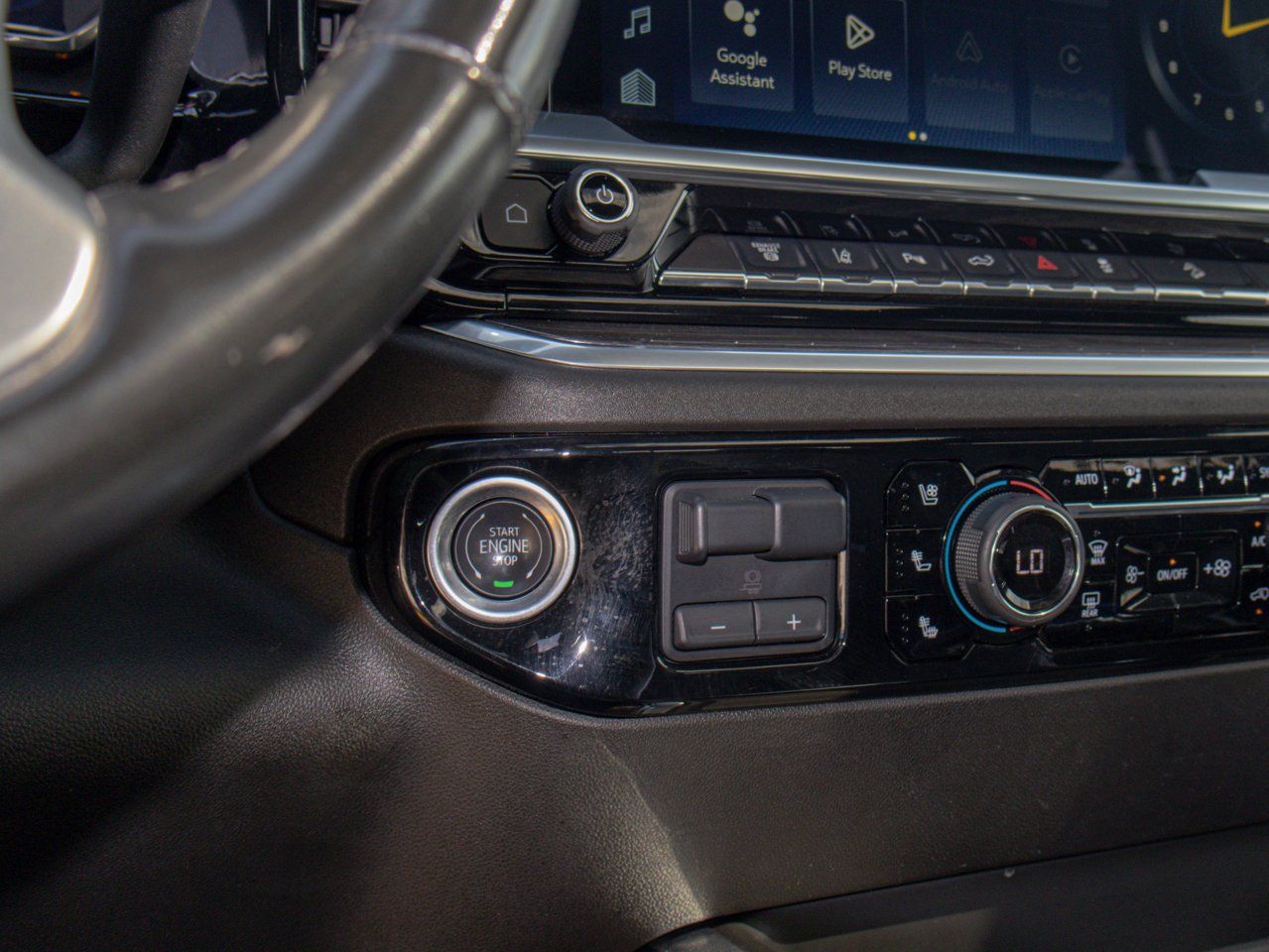 2024 Chevrolet Silverado 2500HD 4WD Crew Cab 159 LTZ Black Sherwood Park - photo #26