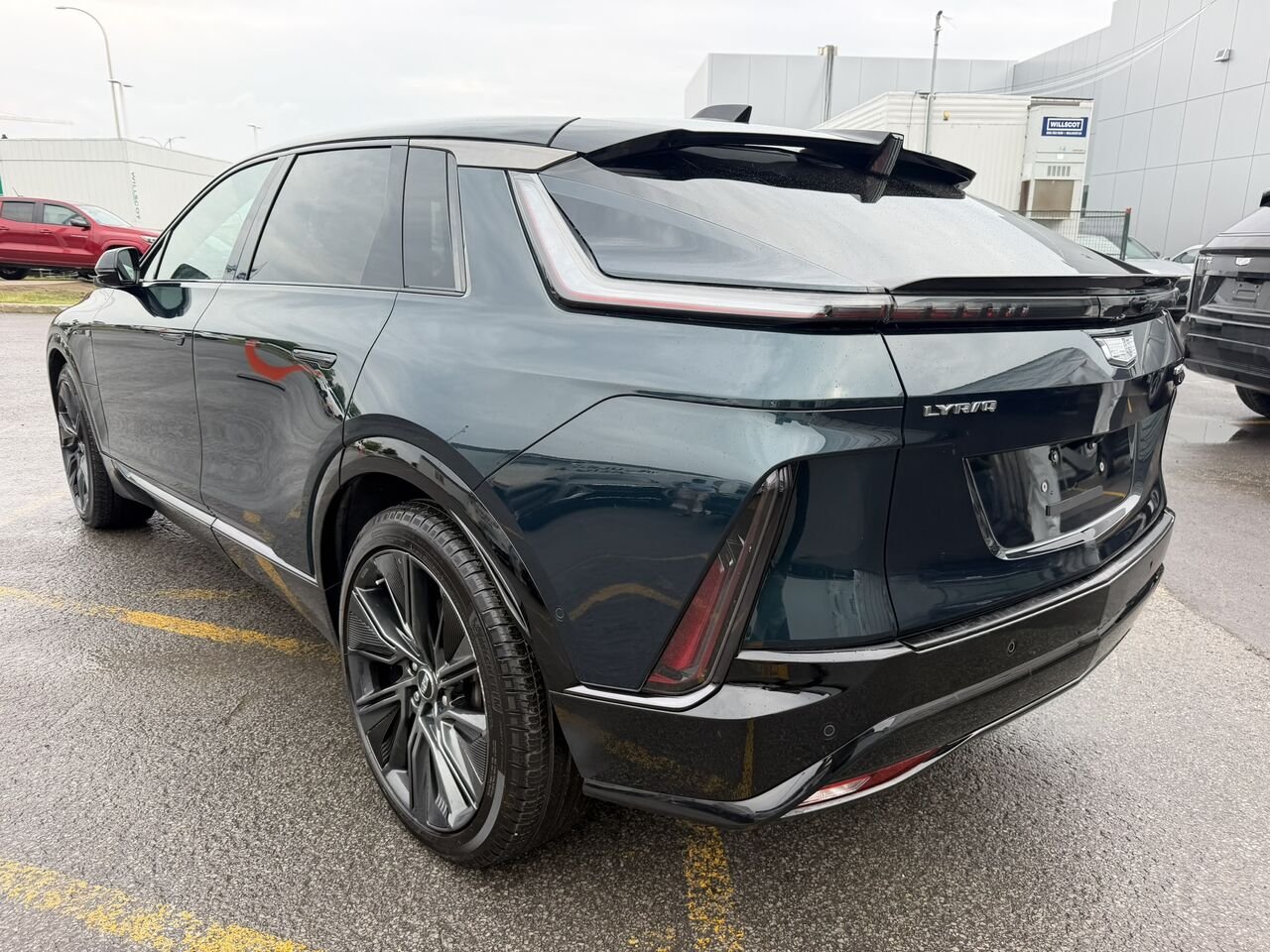 Cadillac LYRIQ SPORT AWD NIVEAU 3 NAPPA FINANCEMENTÀ PARTIR 0.99% 2024 Vert Laval - photo #12