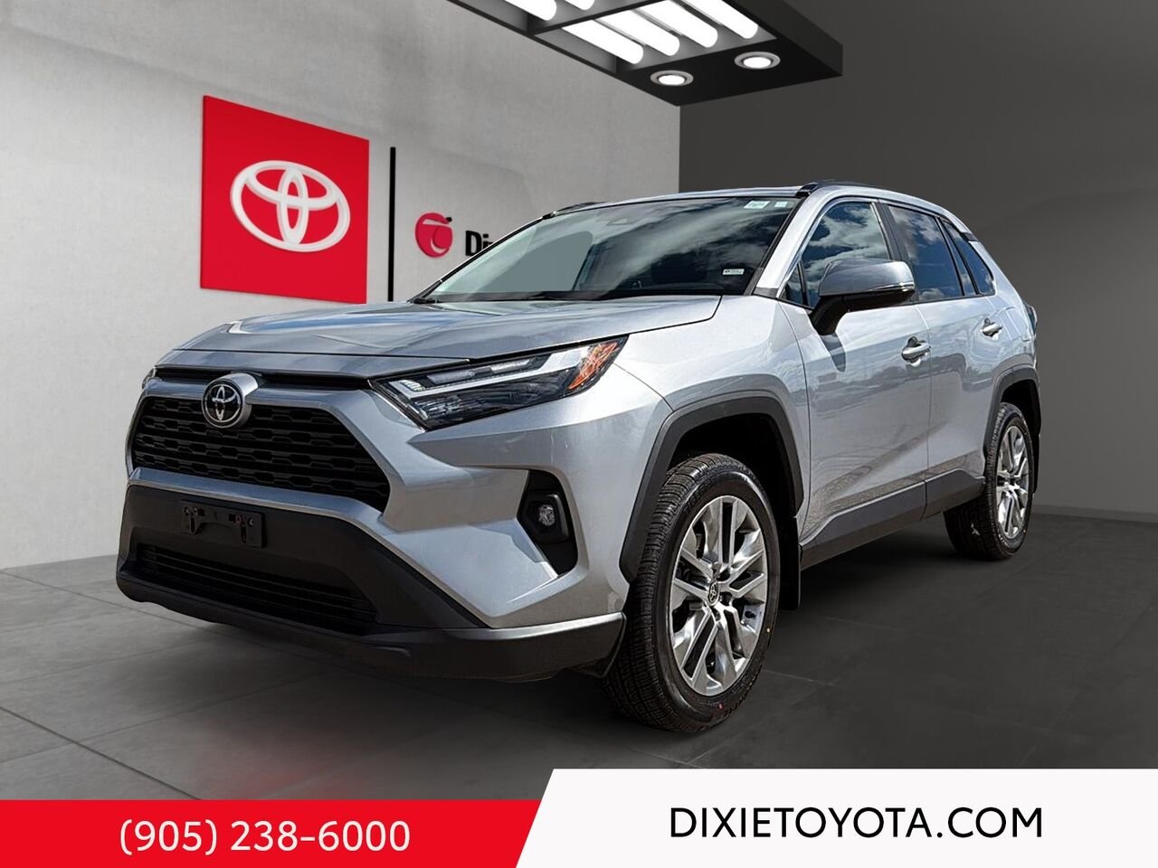 2023 Toyota RAV4 XLE PREMIUM AWD / HEATED SEATS / MOONROOF / LEATHER SURFACE / CARPLAY AND ANDROID AUTO Silver Sky Metallic Mississauga - photo #0