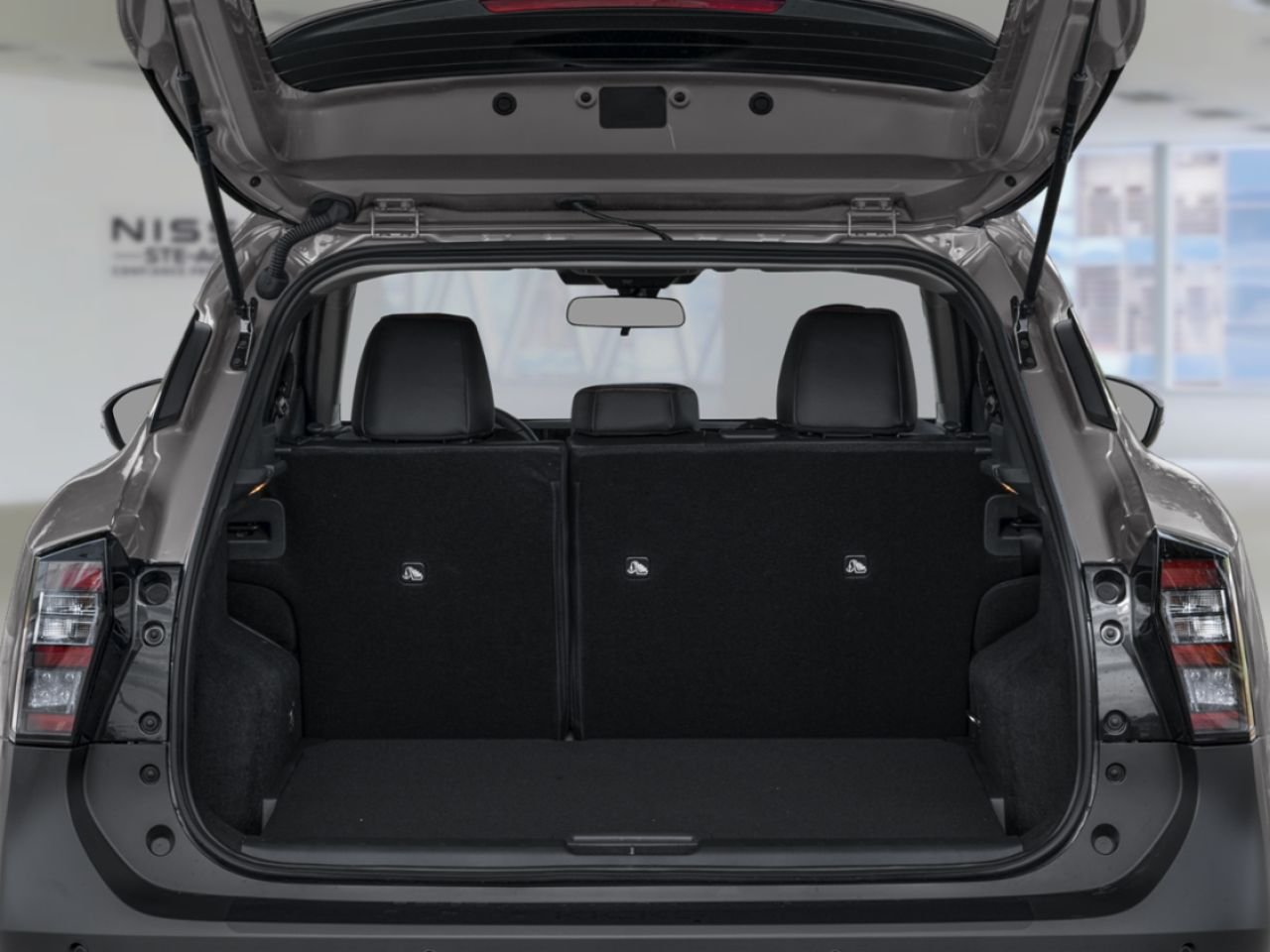 2026 Nissan Kicks Super Black Ste-Agathe des Monts - photo #10