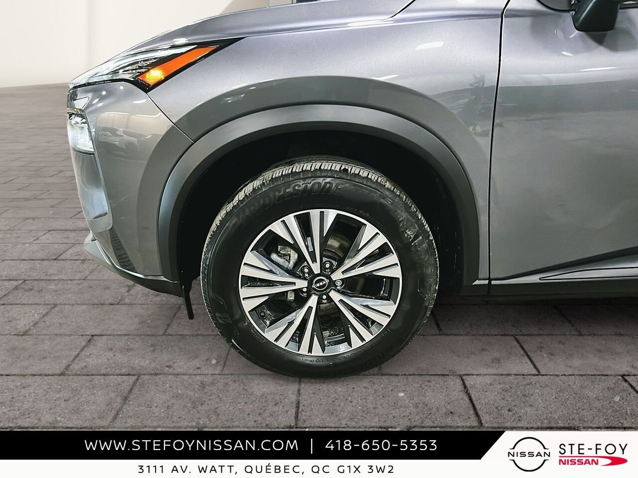 2023 Nissan Rogue Grey Ste-Foy - photo #6