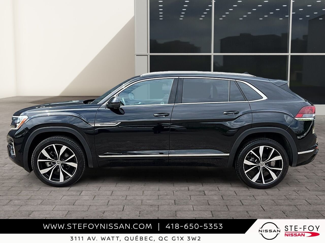 Volkswagen Atlas Cross Sport EXECLINE 2026 Noir Ste-Foy - photo #4