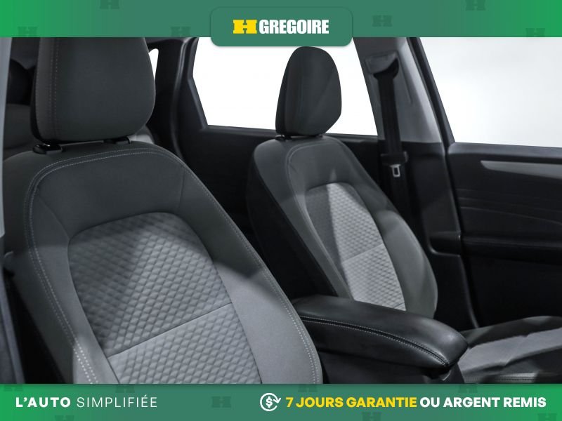 2022 Ford Escape Silver Laval - photo #23