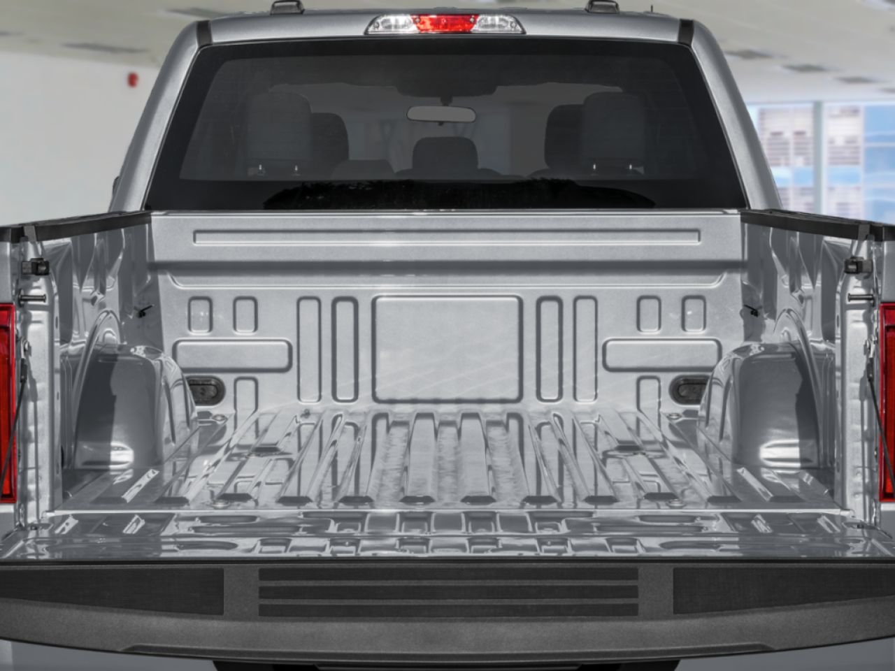 Ford F-150 2026 Rouge rubis métallisé teinté verni Mont-Laurier - photo #9