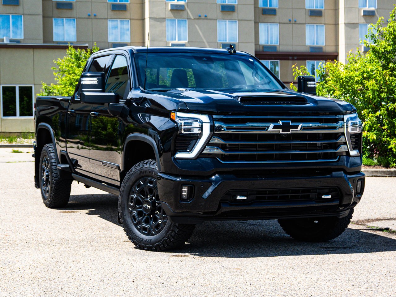 2024 Chevrolet Silverado 3500HD 4WD Crew Cab 159 High Country Black Sherwood Park - photo #1