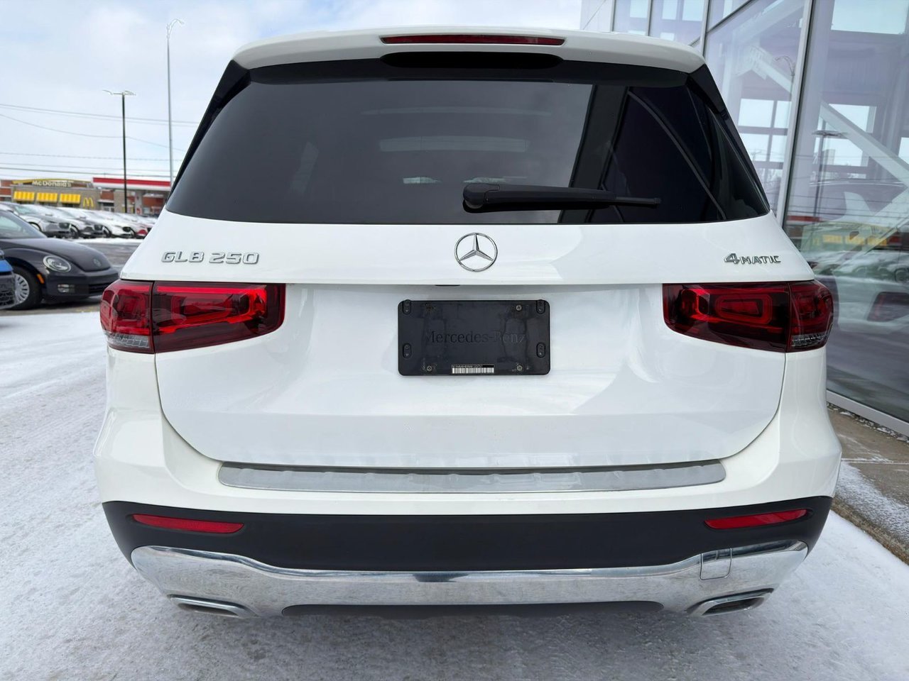 2021 Mercedes-Benz GLB White Notre-Dame-des-Prairies - photo #10
