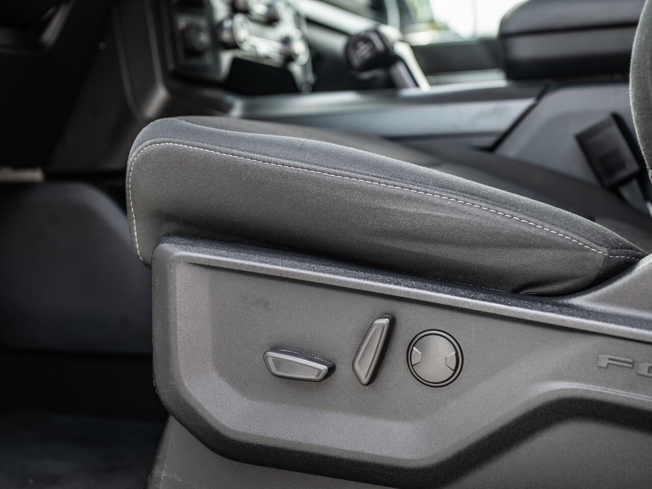 Ford F-150 2024 Beige Sainte-Julienne - photo #10