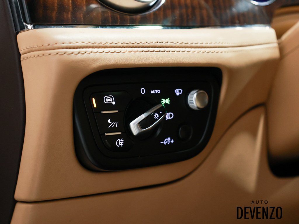 2017 Bentley Bentayga White Saint-Eustache - photo #16
