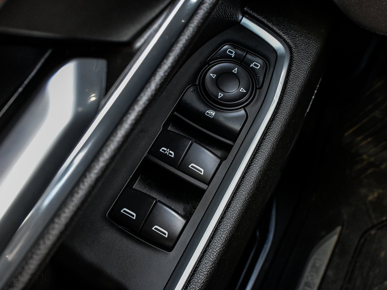 2024 GMC Sierra 1500 4WD Crew Cab 147 Elevation Black Sherwood Park - photo #18