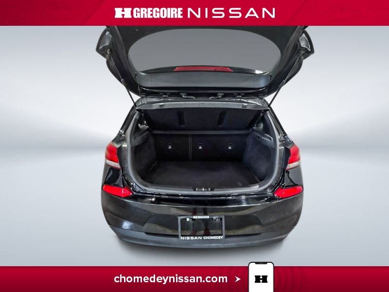 Hyundai Elantra 2018 Noir Laval - photo #25
