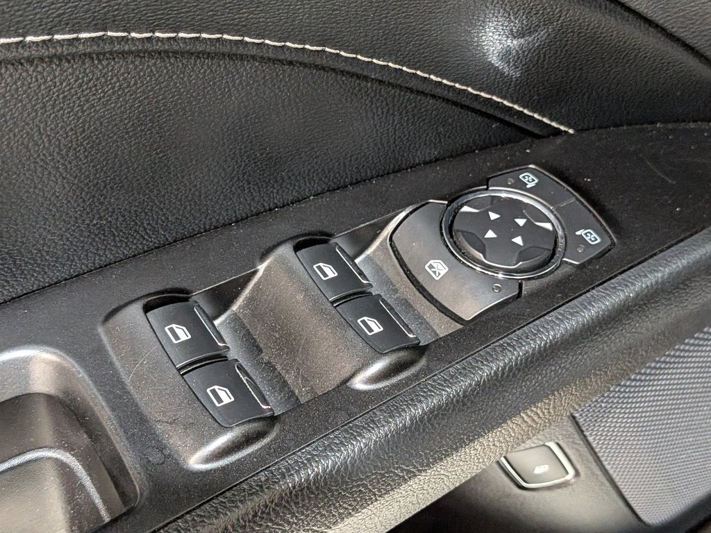 2020 Ford Fusion Energi Titanium FWD Black Val-David - photo #36