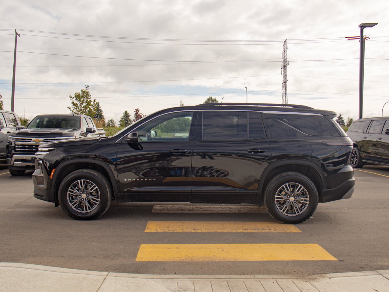 2026 Chevrolet Traverse AWD 4dr LT Black Sherwood Park - photo #6