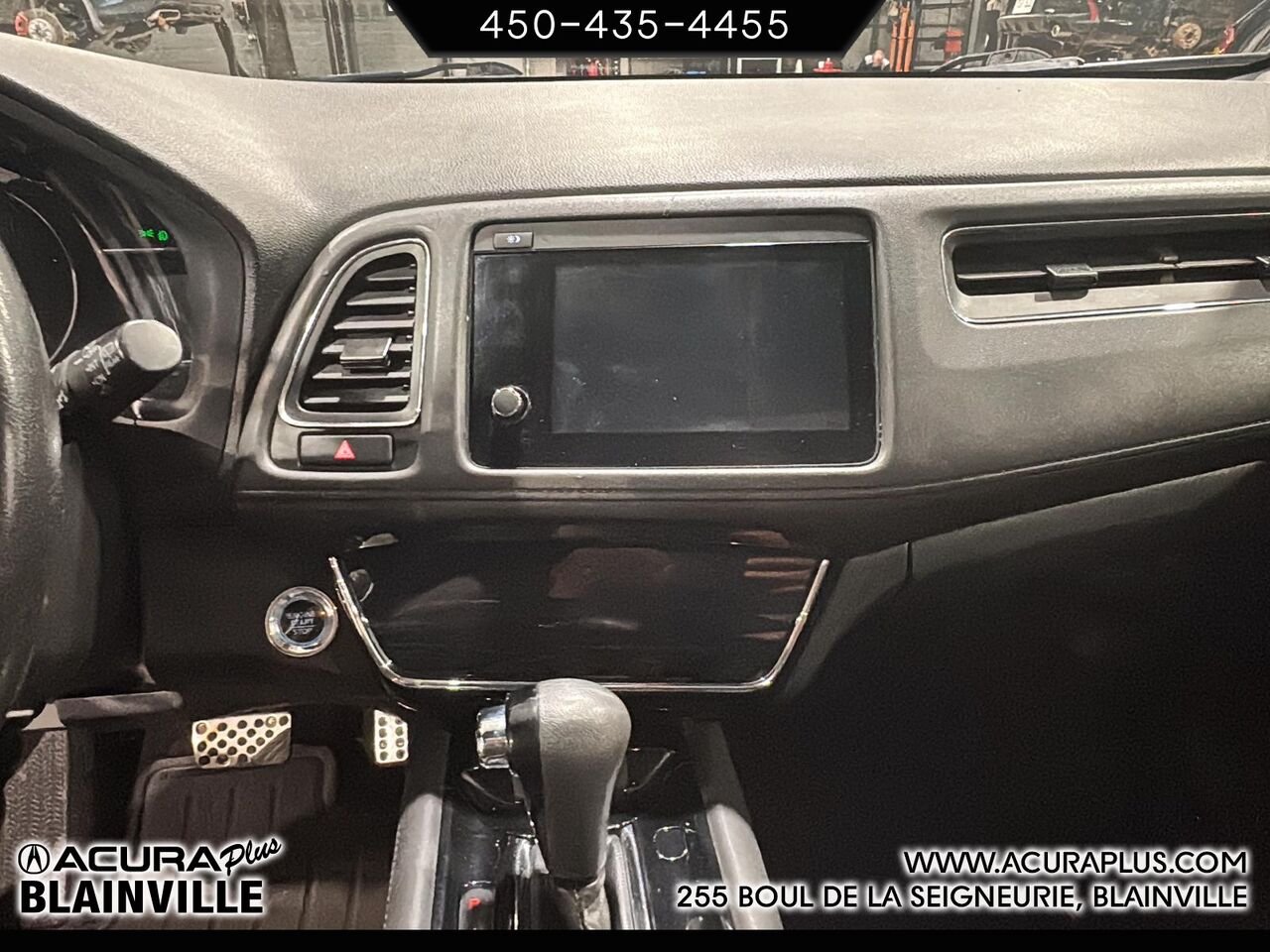 2019 Honda HR-V White Blainville - photo #14