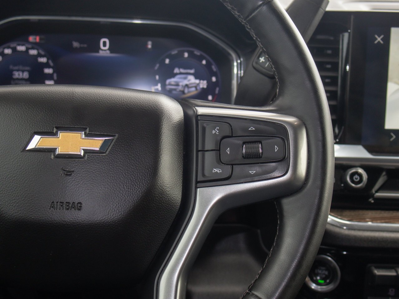 2024 Chevrolet Silverado 1500 4WD Crew Cab 147 LT White Sherwood Park - photo #22