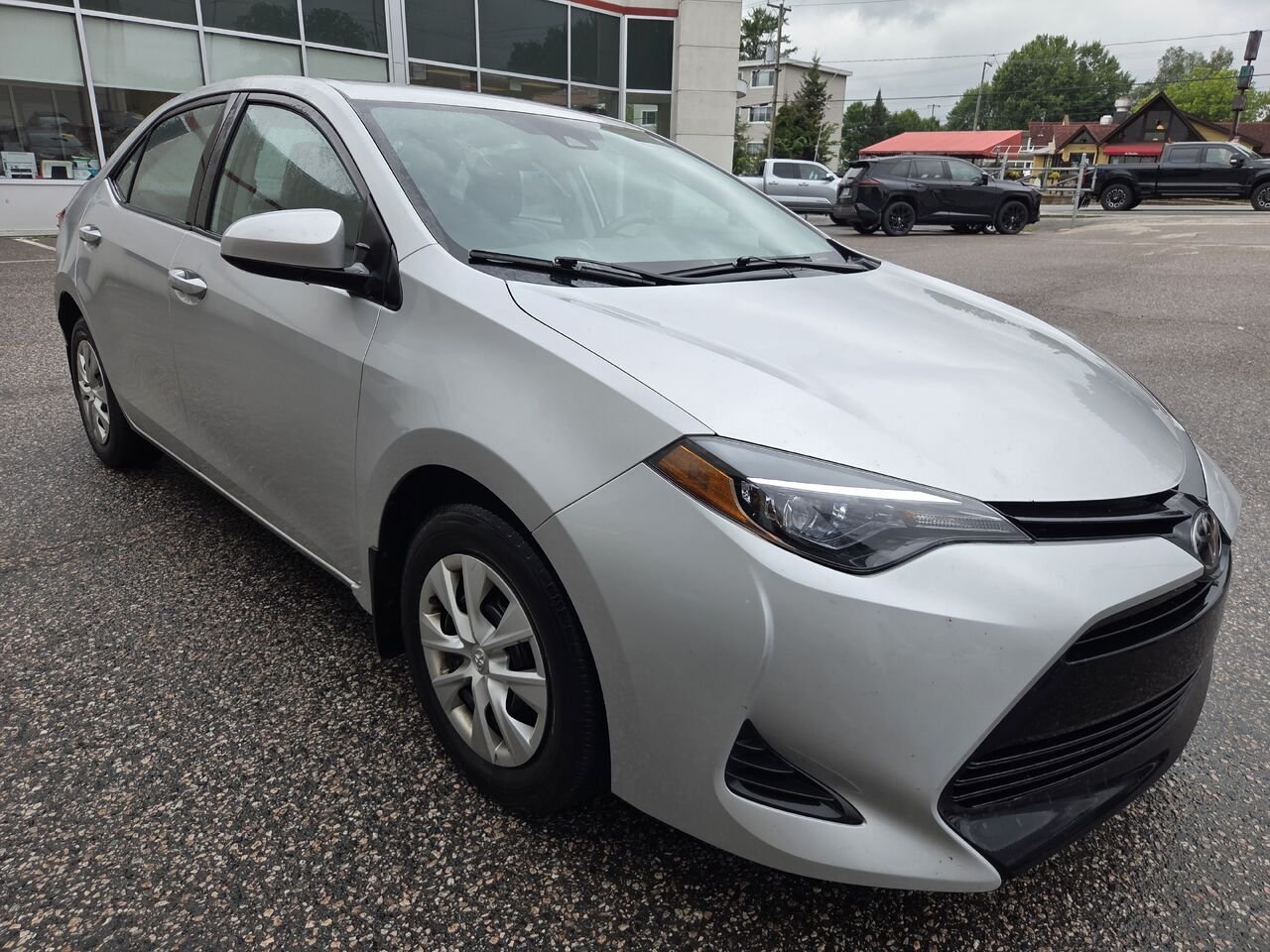 2017 Toyota COROLLA Silver Mont-Laurier - photo #2