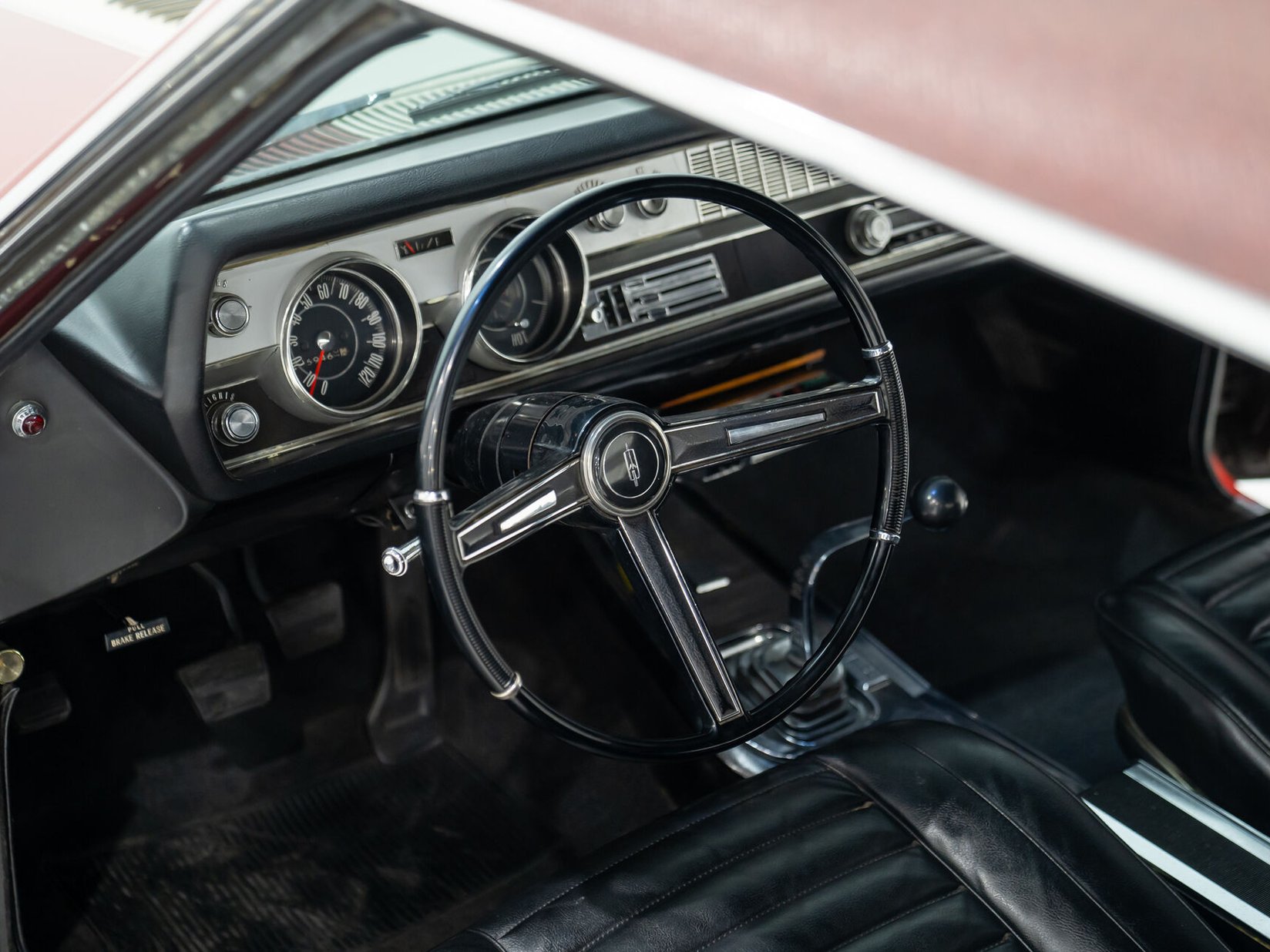 Oldsmobile Cutlass 442 *PRIX EN USD* Numéros entièrement Matching Non restaurée Repeinte une seule fois 1967 Rouge Montréal - photo #82