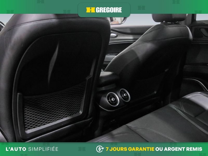 Alfa Romeo Stelvio 2021 Rouge Laval - photo #27