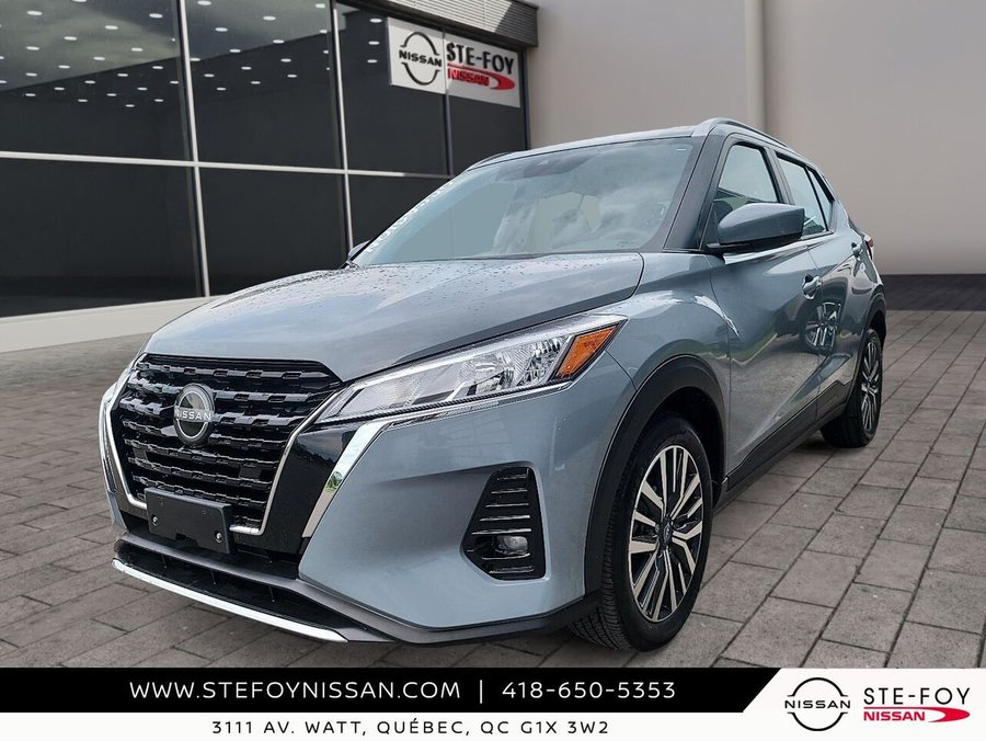 Nissan Kicks SV TA S6857 2024 Gris