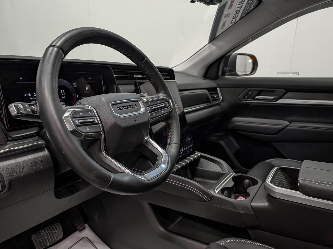 2026 GMC Terrain AWD Denali Toit Pano Black Sherbrooke - photo #5