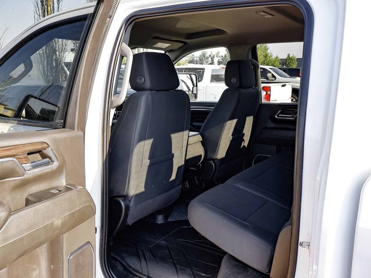 2024 Chevrolet Silverado 3500HD 4WD Crew Cab 159 LT White Sherwood Park - photo #24