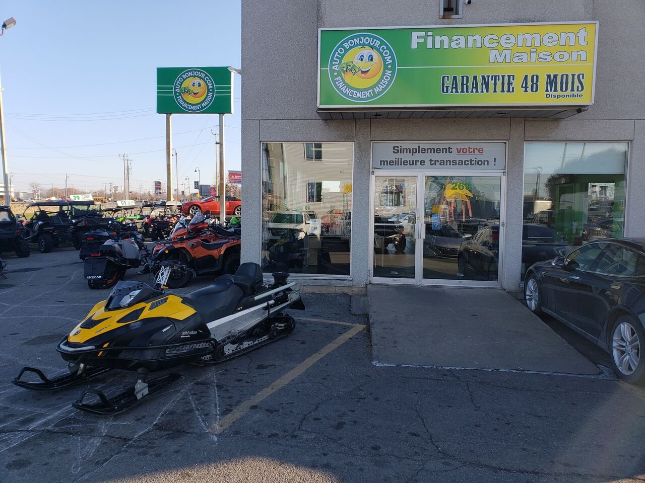Ski-doo Skandic 2015 Jaune Longueuil, - photo #0