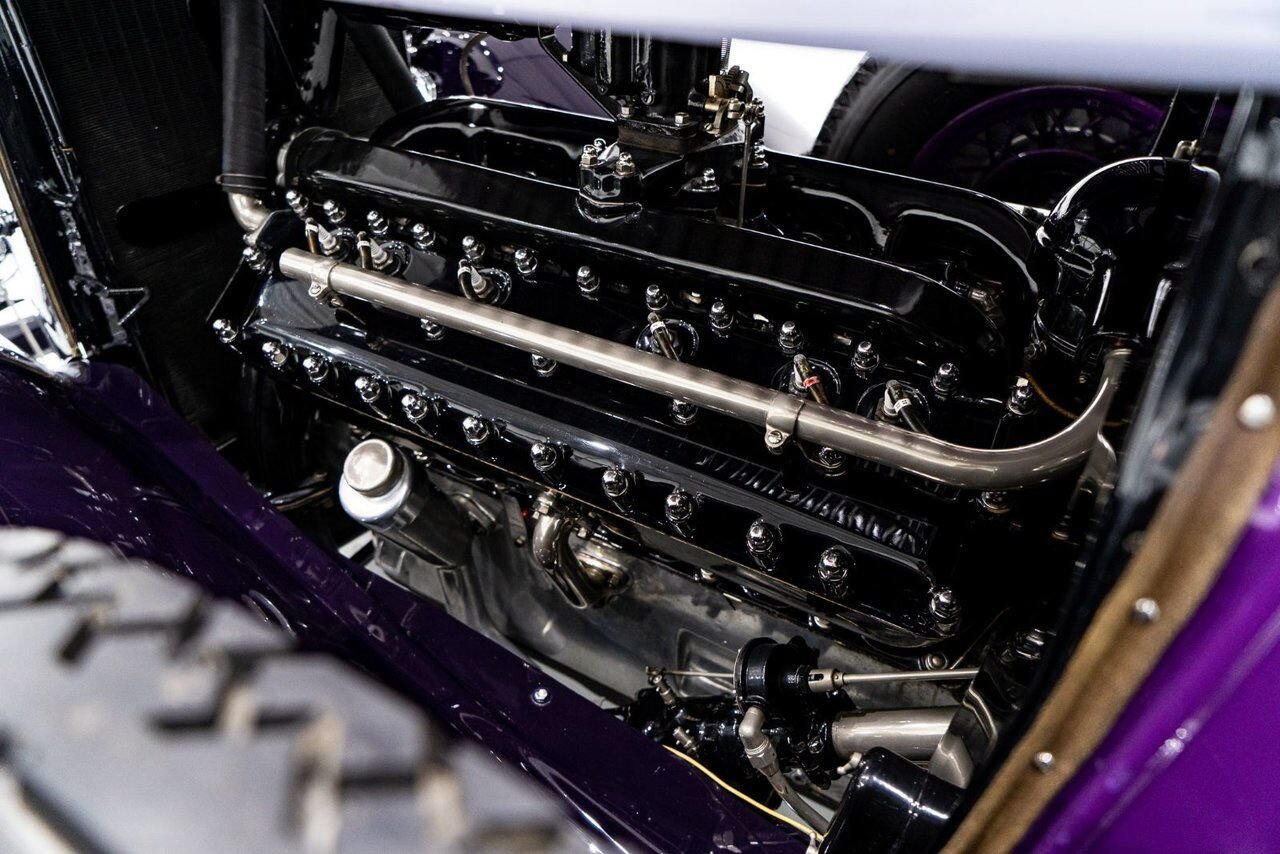 1933 Lincoln KB Victoria Coupe One Of 18 Built, And The Only Known Surviving **PRICE IN USD** Purple Montreal - photo #15