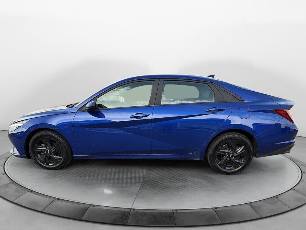 Hyundai Elantra NIV KMHLM4AG1NU363570 2022 Bleu Baie-Comeau - photo #4