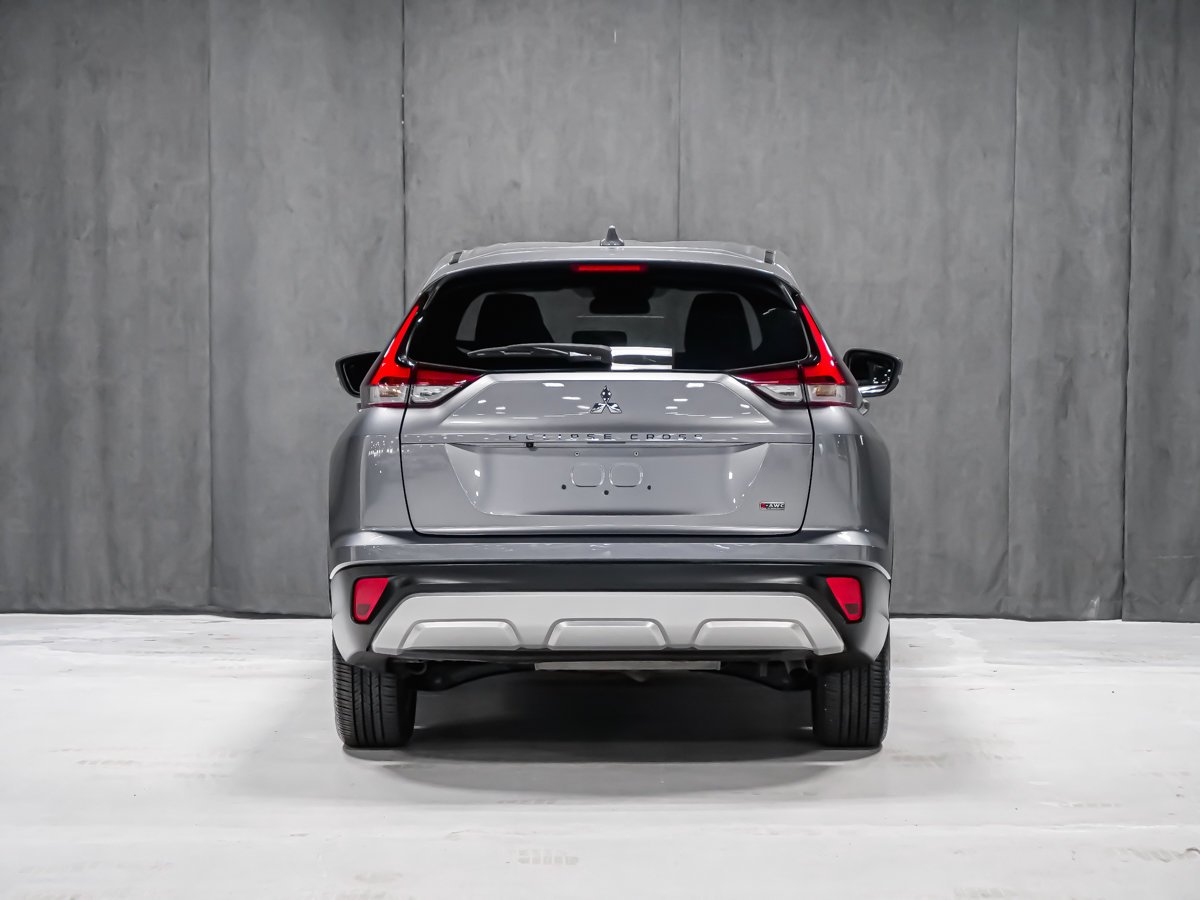 2024 Mitsubishi Eclipse Cross SE Grey Montreal - photo #4