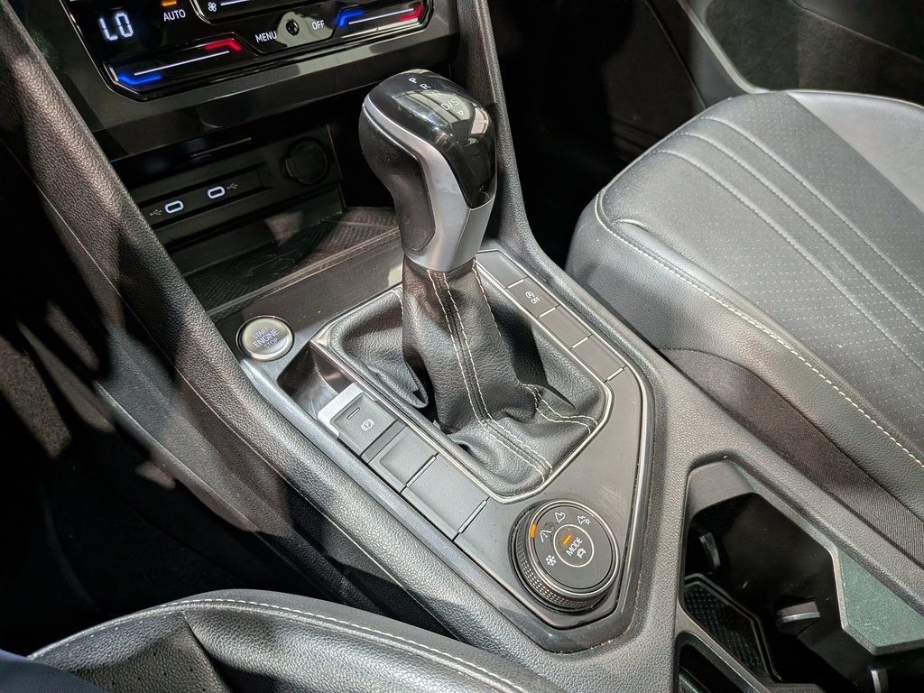 2024 Volkswagen Tiguan Comfortline 4MOTION Black Val-David - photo #29