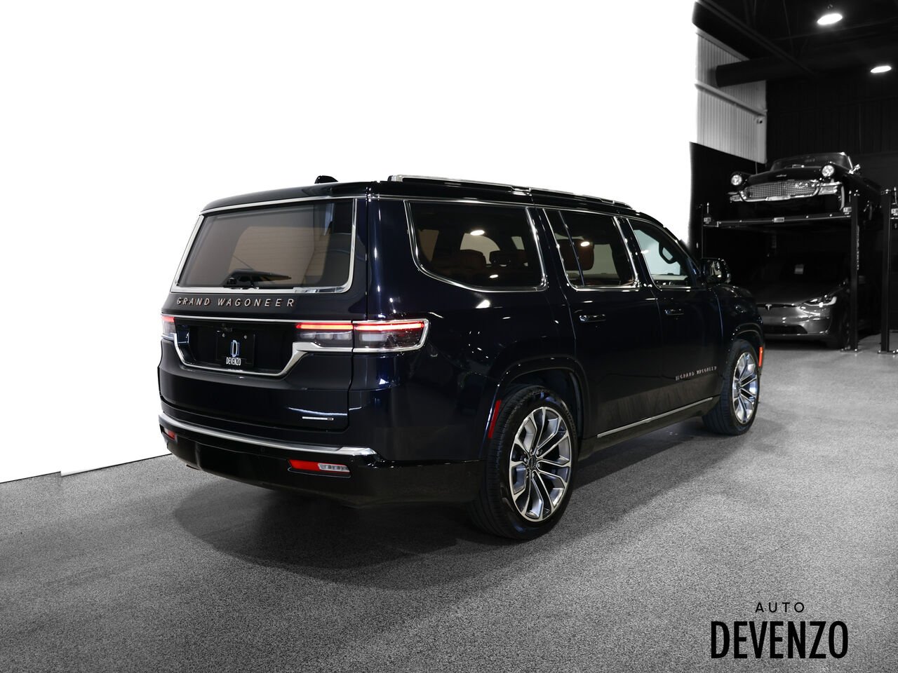 2024 Jeep Grand Wagoneer Blue Saint-Eustache - photo #3