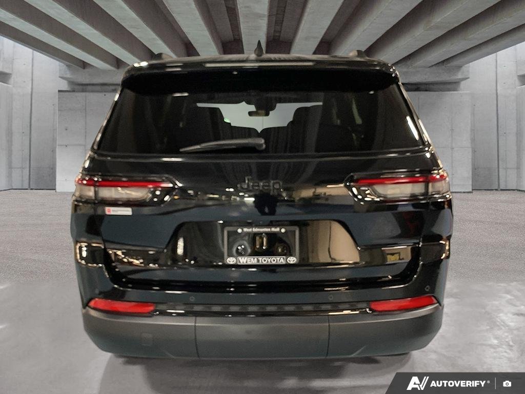 2025 Jeep Grand Cherokee L 2601863A | Altitude Black Edmonton - photo #4