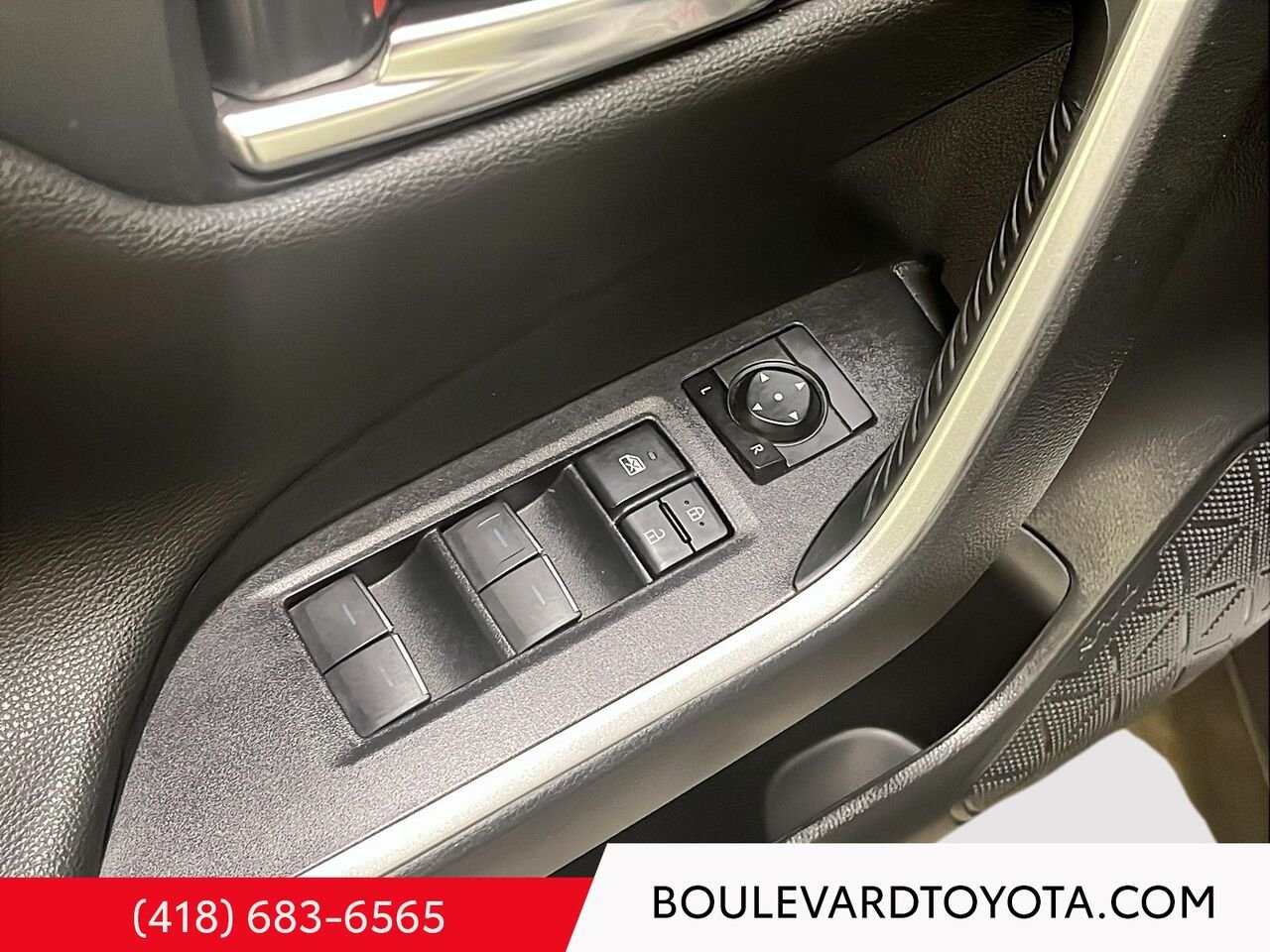 Toyota RAV4 PRIME 99835A-49 | XSE, HYBRIDE BRANCHABLE, AWD 2023 Frisson glacé nacré avec toit noir Québec - photo #7