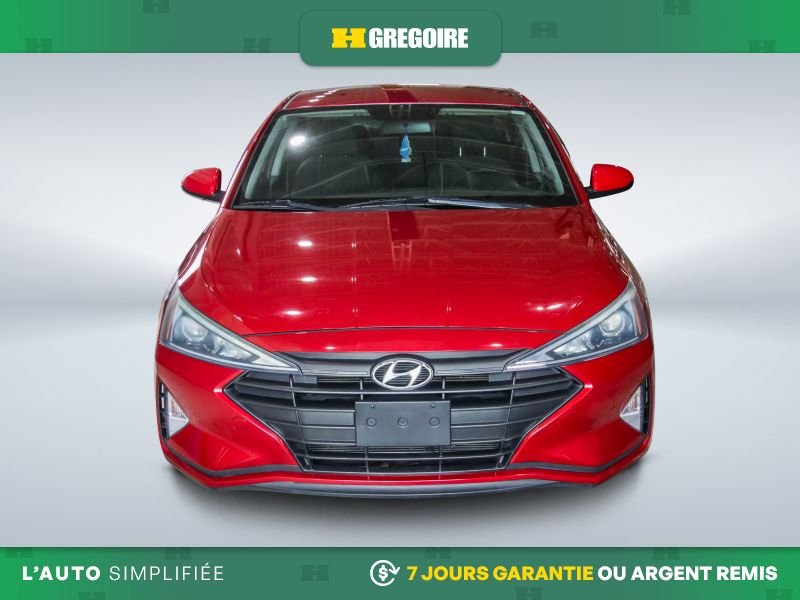 2019 Hyundai Elantra Red Laval - photo #1