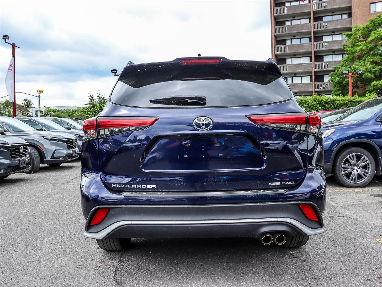 Toyota Highlander XSE 2021 Blue Ottawa & Gatineau - photo #3