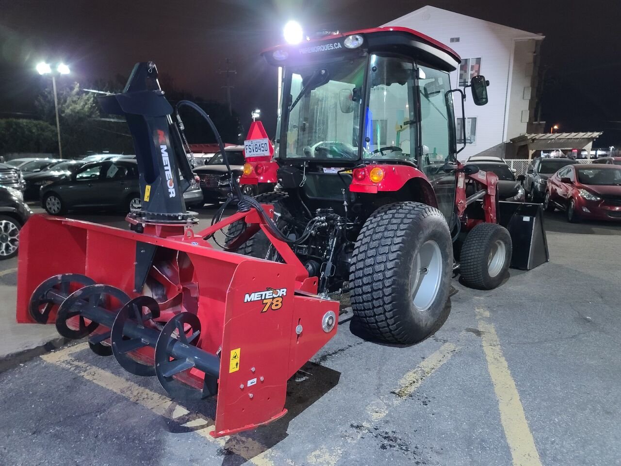 TYM T574H 2023 Rouge Longueuil, - photo #14