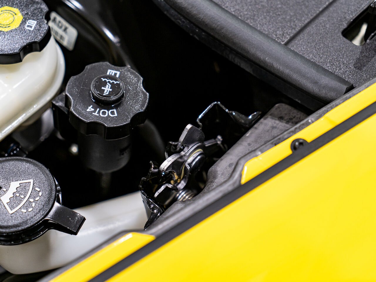 2008 Chevrolet Corvette With only 900km (563mi) From new with window sticker Yellow Kirkland - photo #81