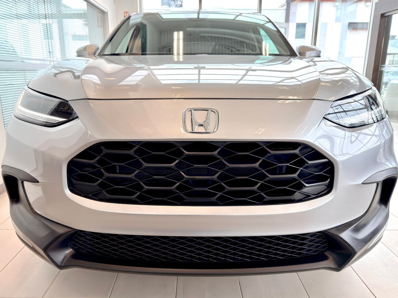 Honda HR-V 2025 Gris Notre-Dame-des-Prairies - photo #7