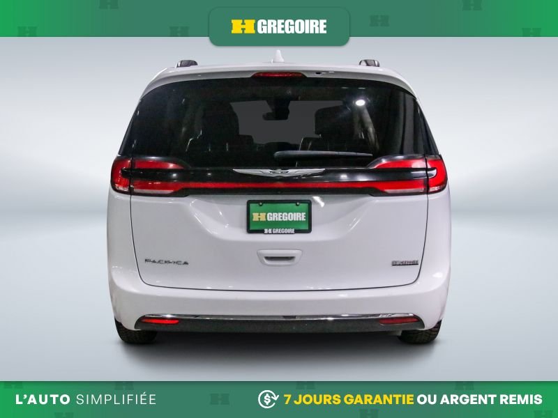 2022 Chrysler Pacifica White Saint-Eustache - photo #5