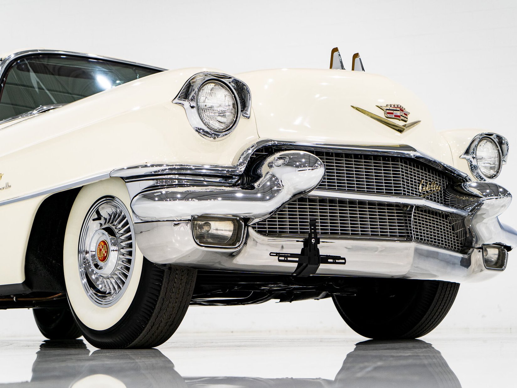 Cadillac Eldorado Seville With Factory A/C | PRIX EN USD 1956 Blanc Montréal - photo #34