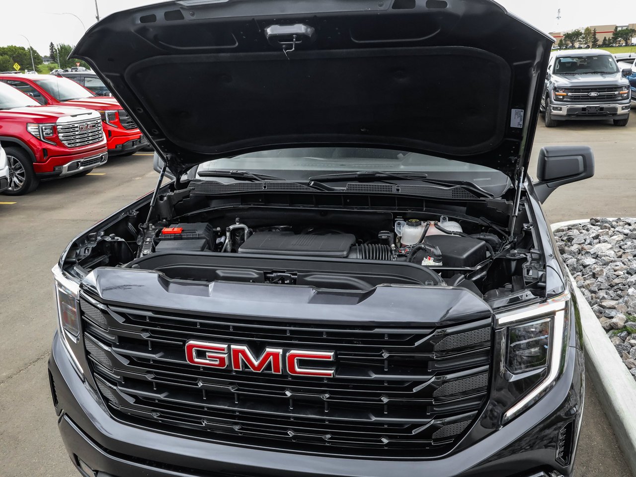 2024 GMC Sierra 1500 4WD Crew Cab 147 Elevation Grey Sherwood Park - photo #9
