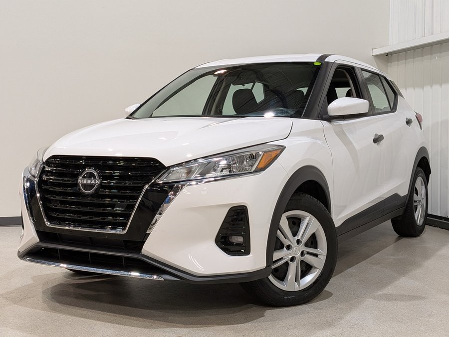 2024 Nissan Kicks White