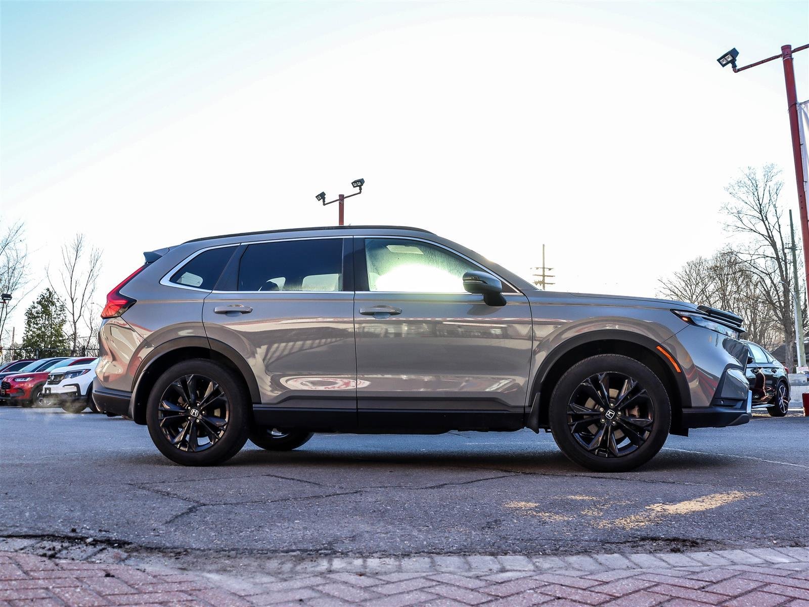 2023 Honda CR-V Hybrid Touring Ottawa & Gatineau - photo #2