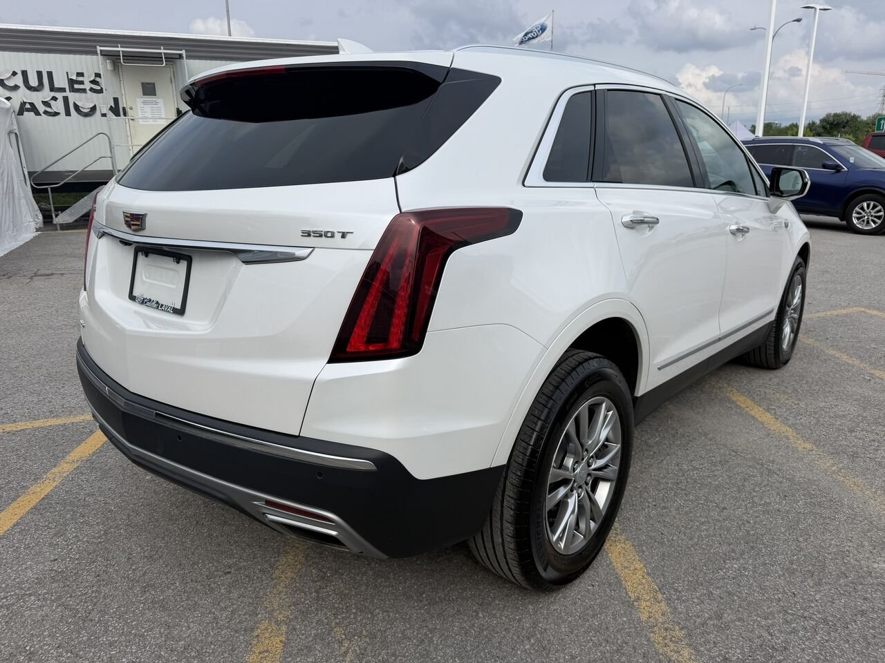 Cadillac XT5 PREMIUM LUXURY AWD FINANCEMENT À PARTIR 3.99% 2024 Blanc Laval - photo #11